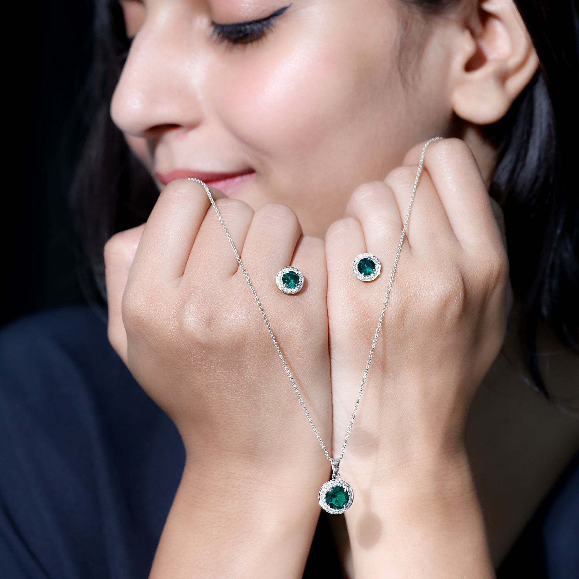 4.75 CT Classic Created Emerald Silver Halo Jewelry Set with Zircon