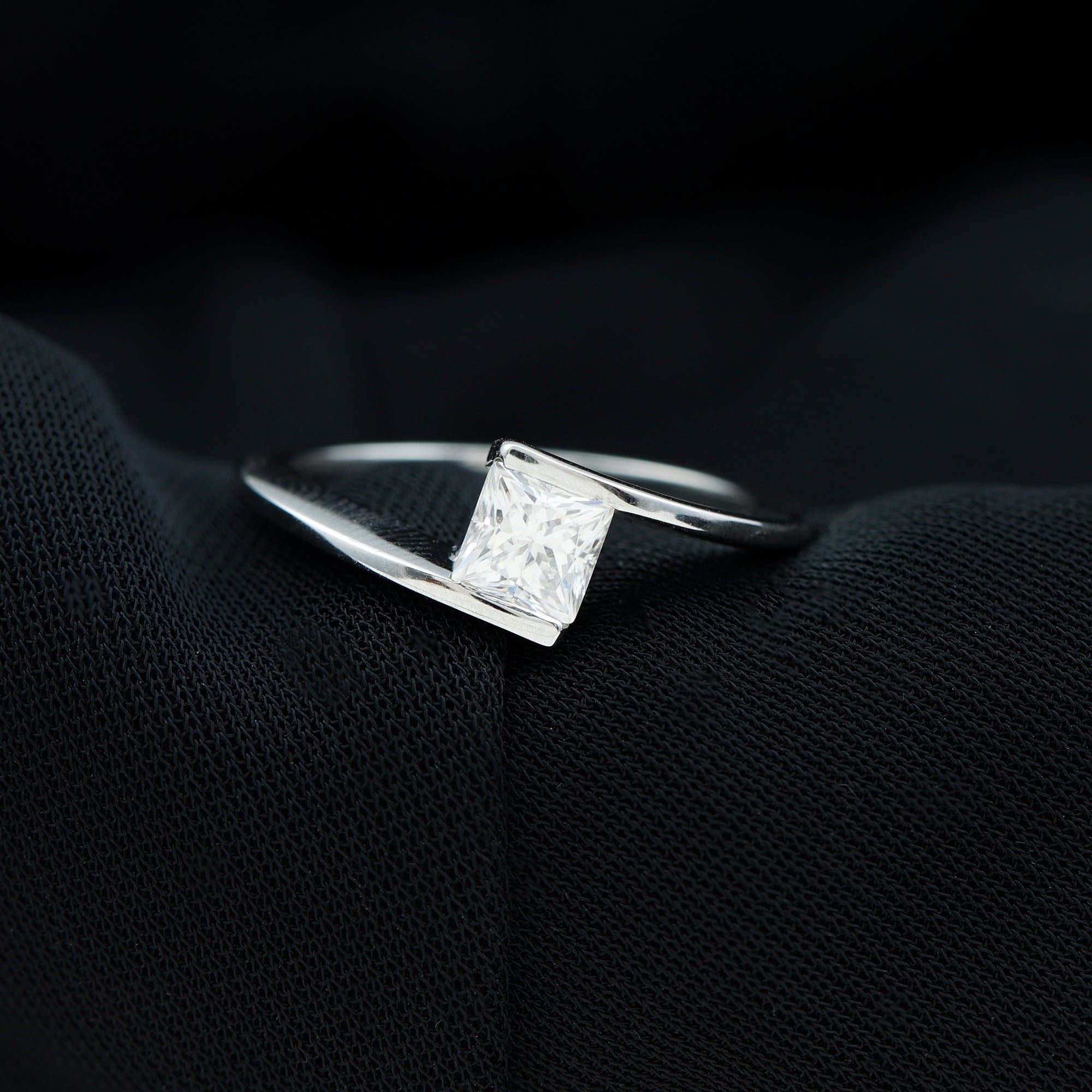 5 mm Princess Cut Lab Grown Diamond Ring With Tension Setting